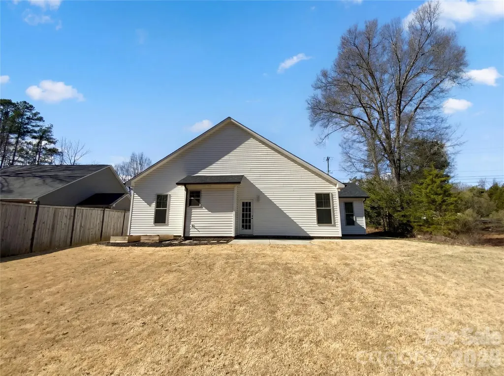 429 Old Speedway Drive NW Concord NC 28027