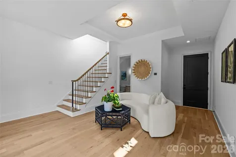 3345 Willow Oak Road Charlotte NC 28209