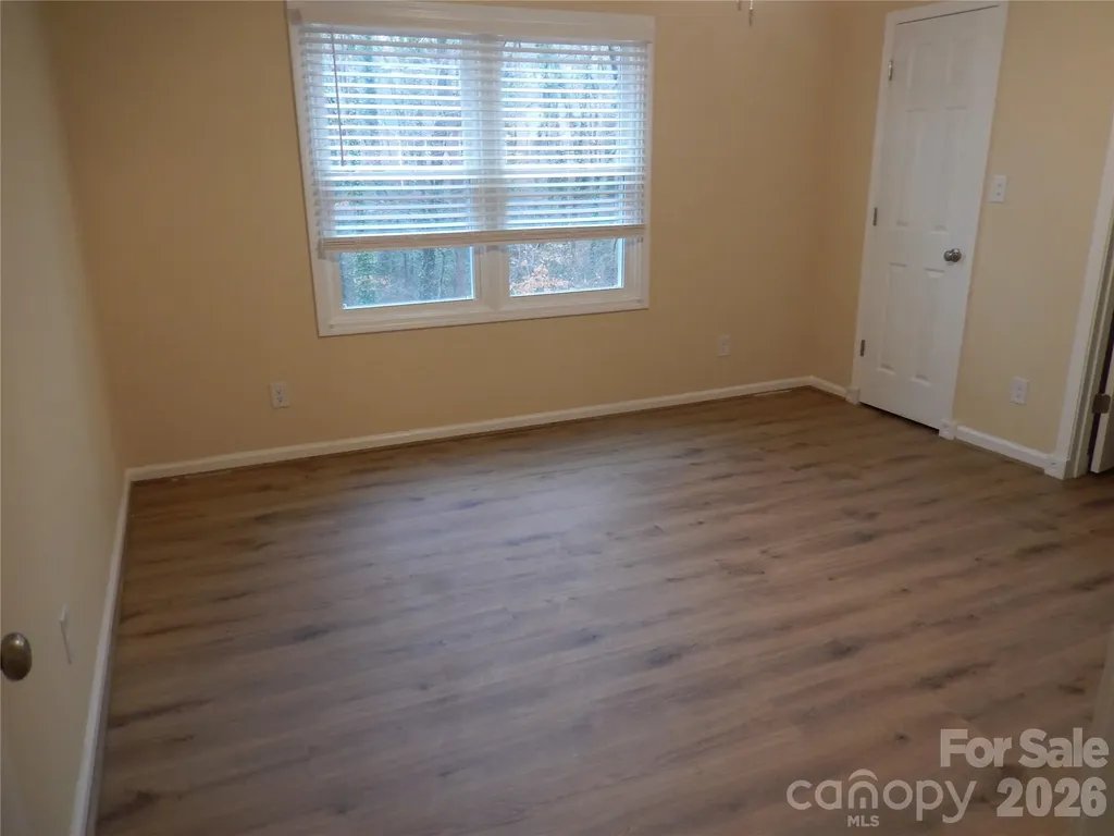 547 Brent Road Raleigh NC 27606