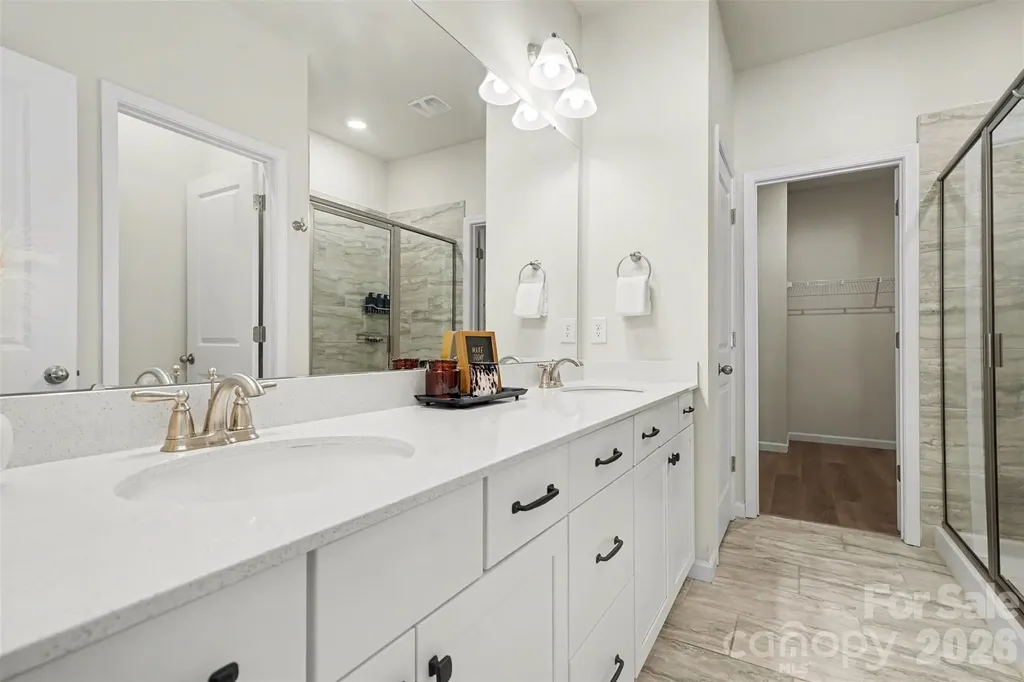 8238 Merryvale Lane Charlotte NC 28214