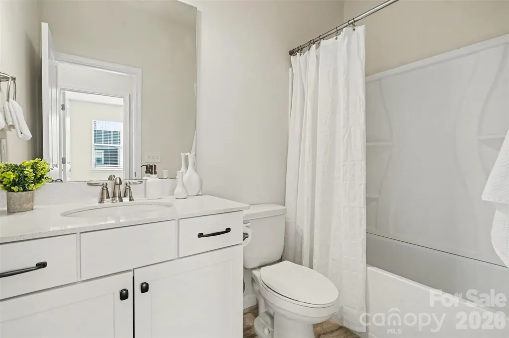 8238 Merryvale Lane Charlotte NC 28214