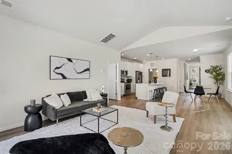 8238 Merryvale Lane Charlotte NC 28214
