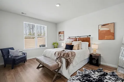 8238 Merryvale Lane Charlotte NC 28214