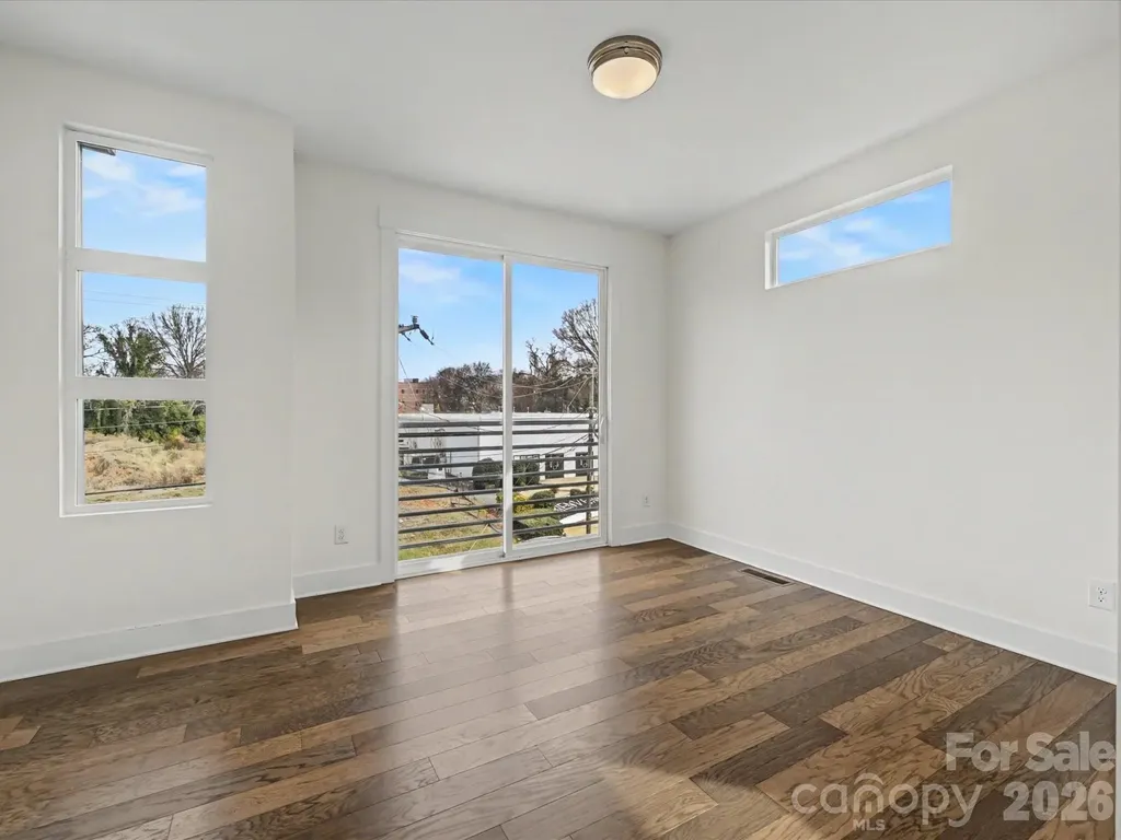 139 S Bruns Avenue Charlotte NC 28208