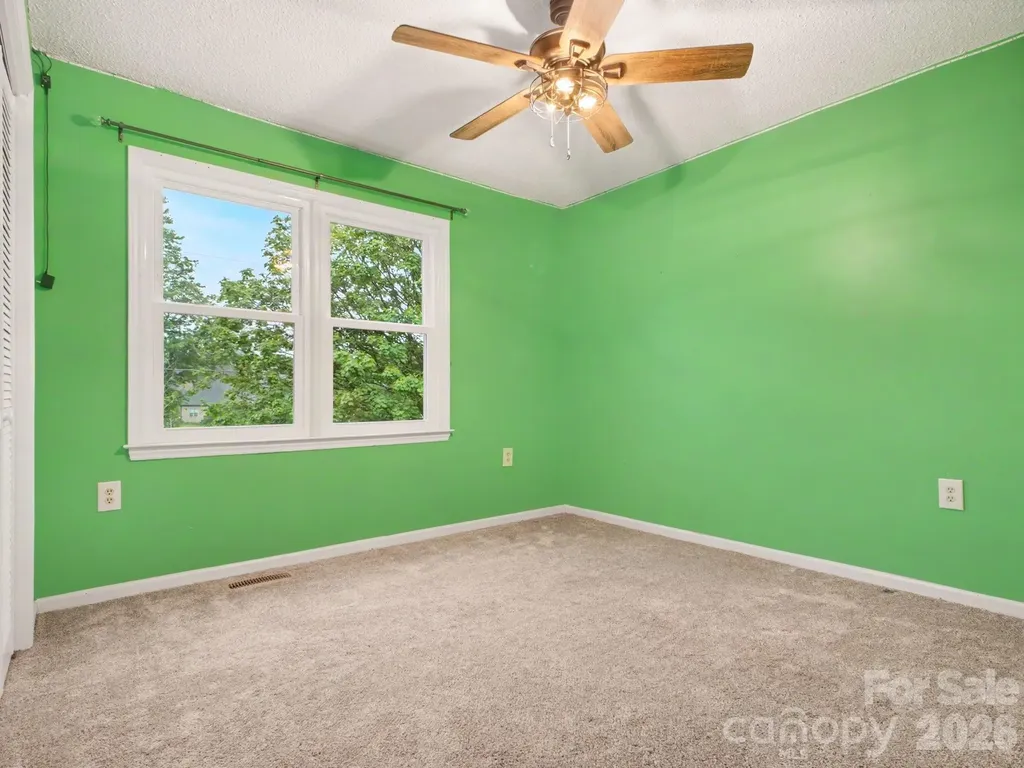 3361 47th Avenue Place NE Hickory NC 28601