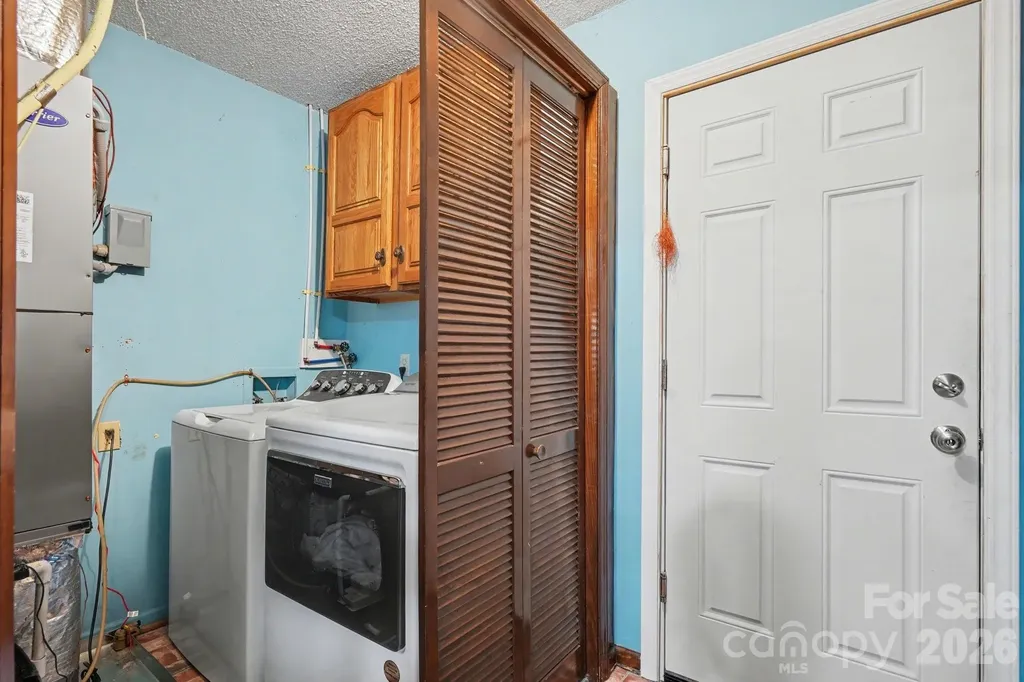 3361 47th Avenue Place NE Hickory NC 28601