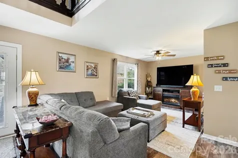 3361 47th Avenue Place NE Hickory NC 28601