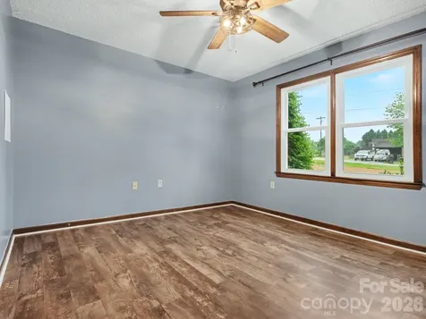 3361 47th Avenue Place NE Hickory NC 28601