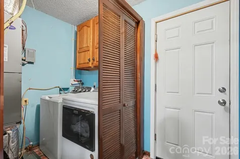 3361 47th Avenue Place NE Hickory NC 28601