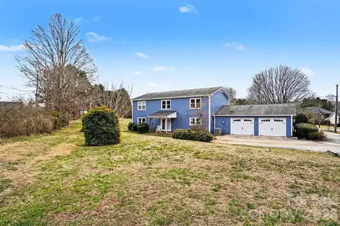 3361 47th Avenue Place NE Hickory NC 28601