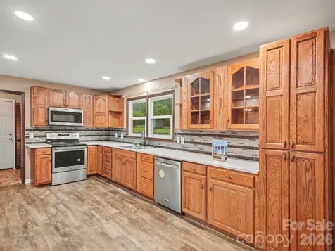3361 47th Avenue Place NE Hickory NC 28601