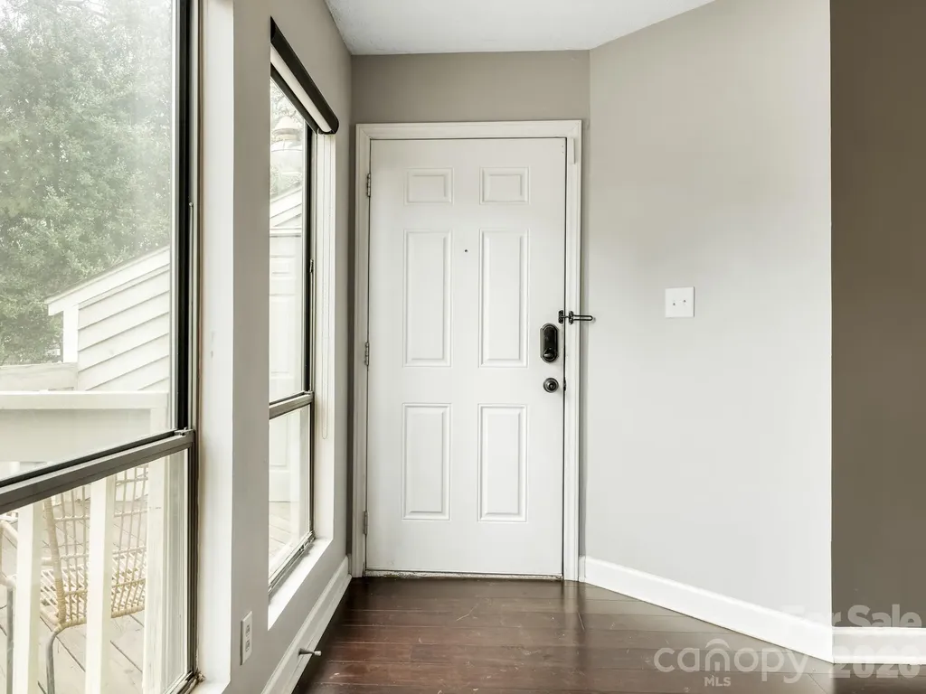 1612 Sharon Road W Charlotte NC 28210