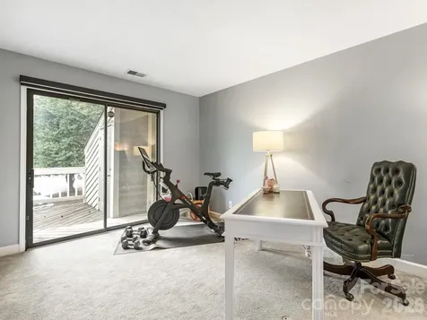 1612 Sharon Road W Charlotte NC 28210