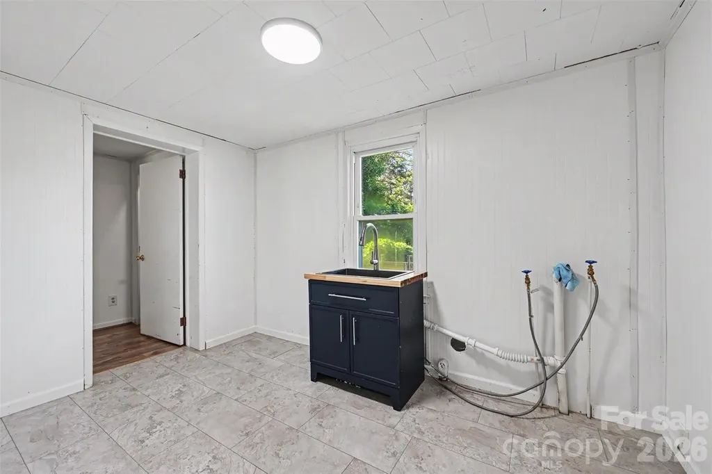 139 Blackburn Drive Grover NC 28073