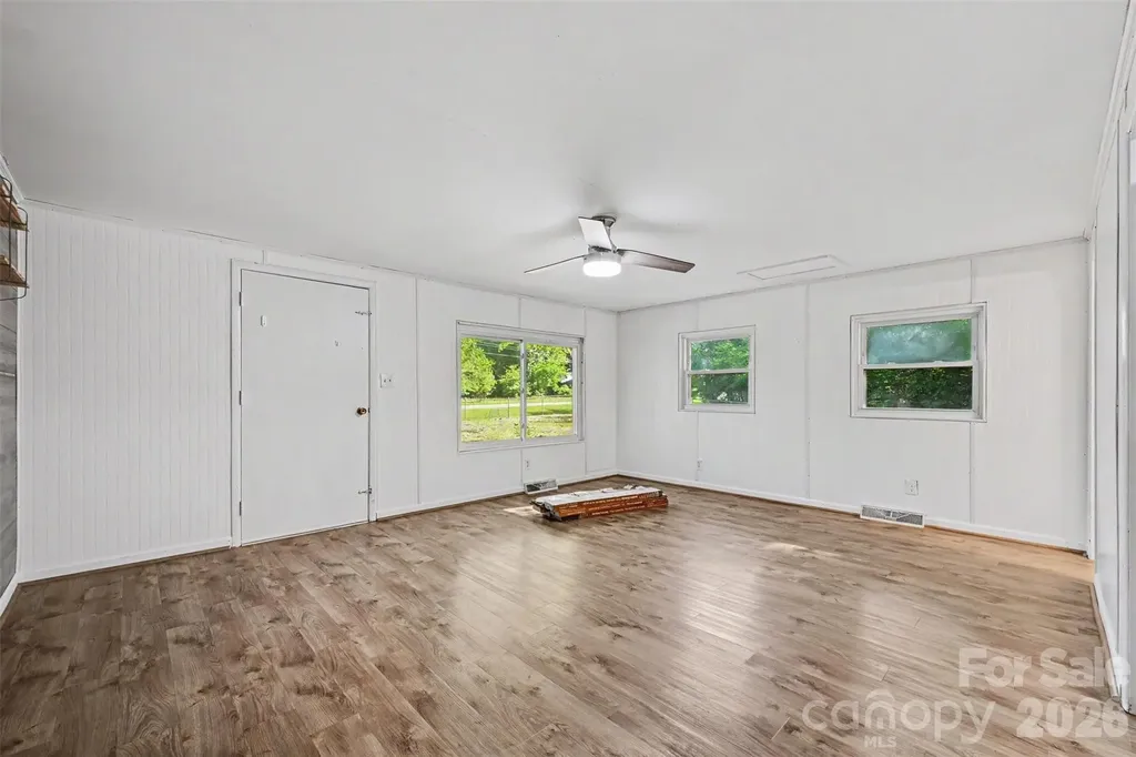 139 Blackburn Drive Grover NC 28073
