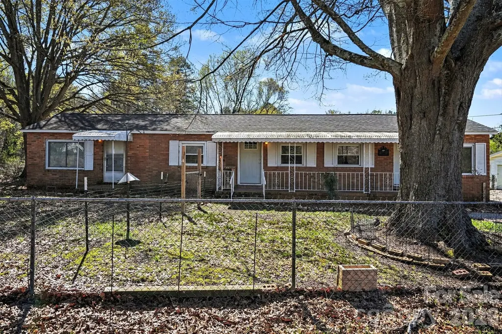 139 Blackburn Drive Grover NC 28073