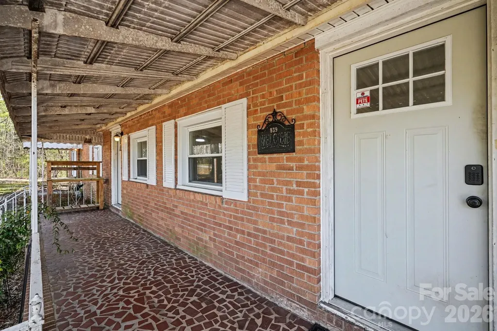 139 Blackburn Drive Grover NC 28073