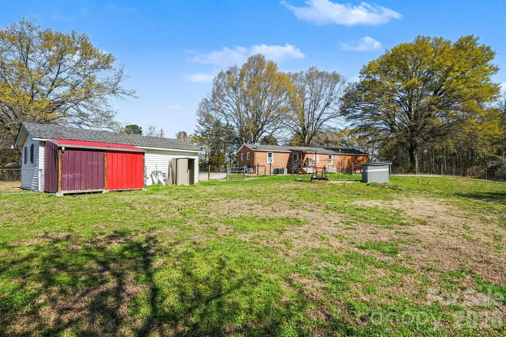 139 Blackburn Drive Grover NC 28073