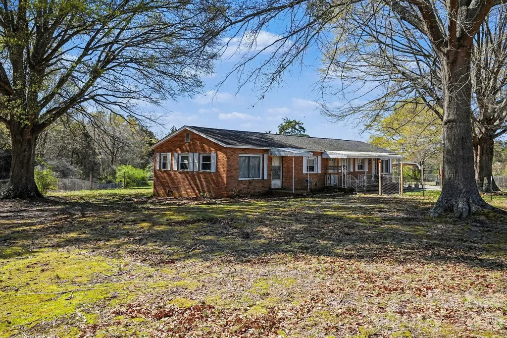 139 Blackburn Drive Grover NC 28073