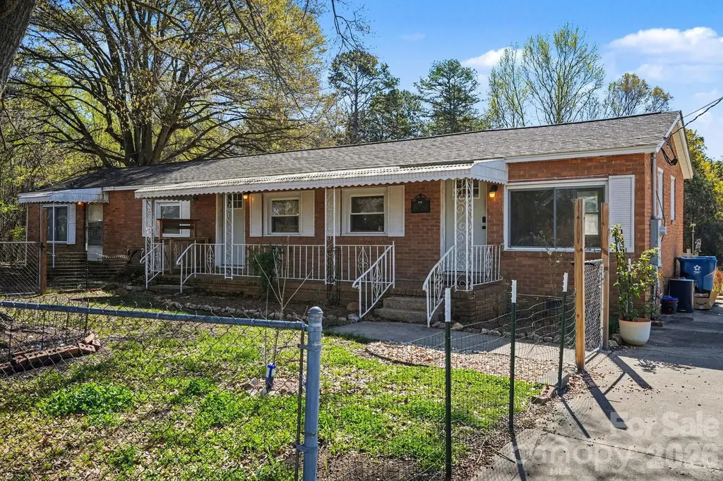 139 Blackburn Drive Grover NC 28073
