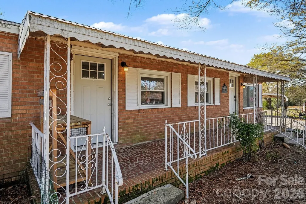 139 Blackburn Drive Grover NC 28073