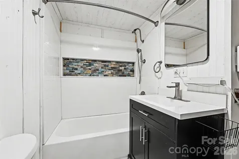 139 Blackburn Drive Grover NC 28073