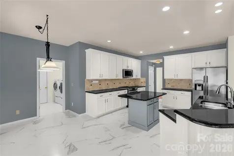 1644 Spandril Lane Fort Mill SC 29708