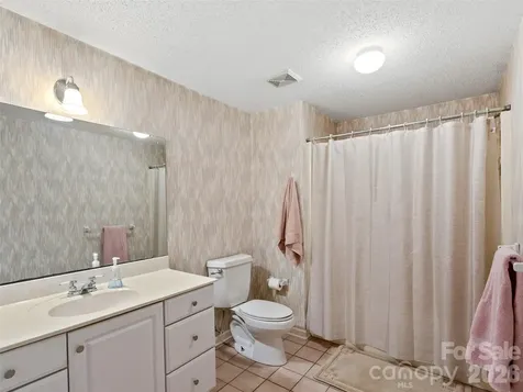 126 Hillcrest Drive Barnardsville NC 28709