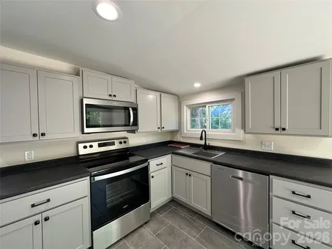 123 State Street Asheville NC 28806