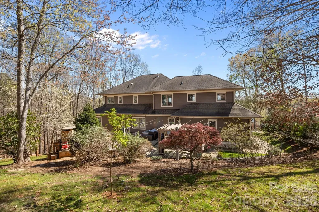 184 High Lake Drive Statesville NC 28677