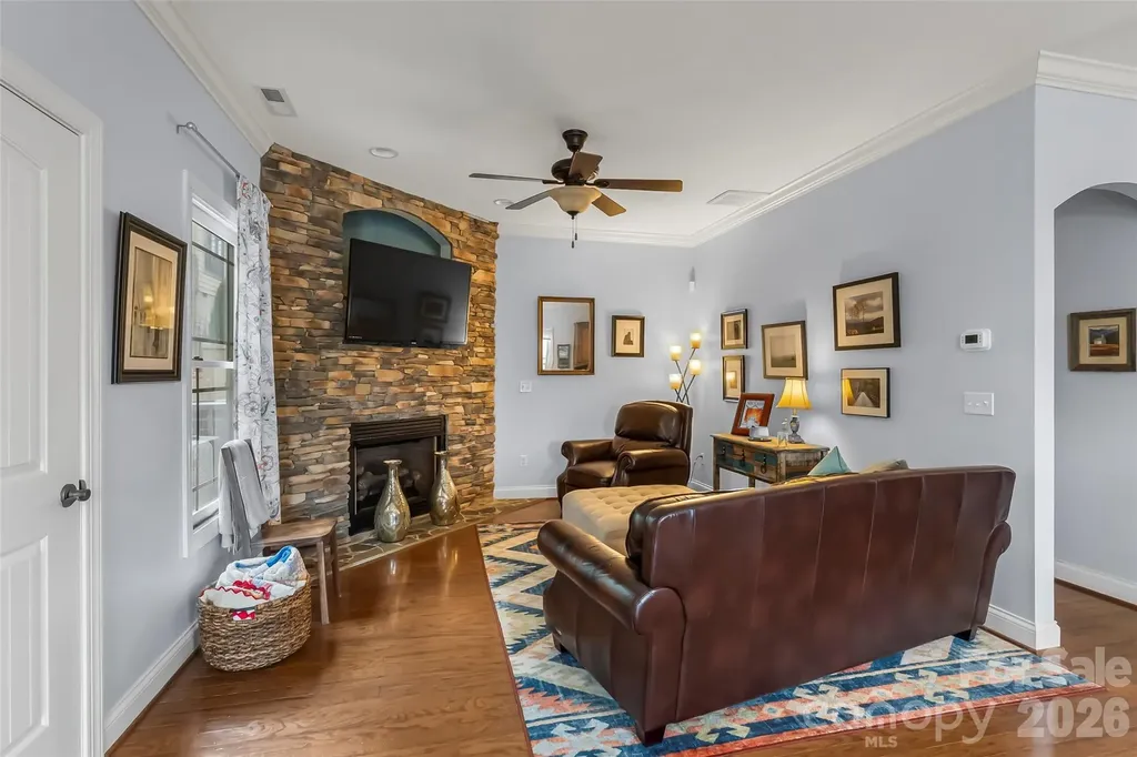 49 Jeff Drive Asheville NC 28806