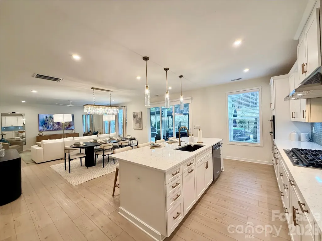 5212 Glenwalk Drive Charlotte NC 28269