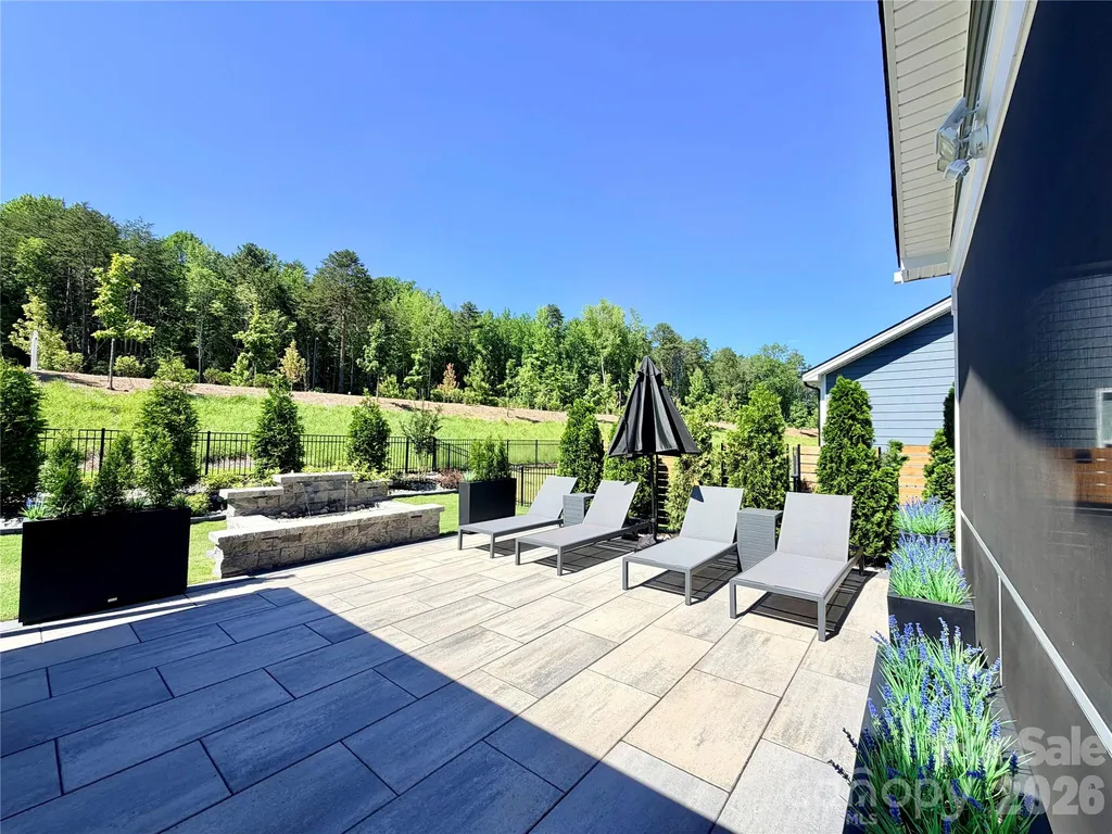 5212 Glenwalk Drive Charlotte NC 28269