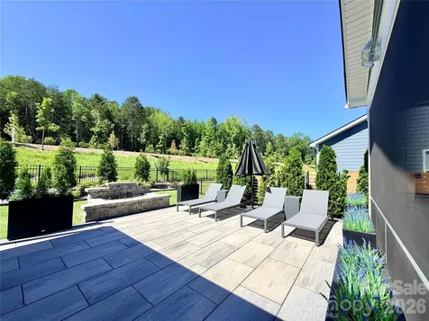 5212 Glenwalk Drive Charlotte NC 28269