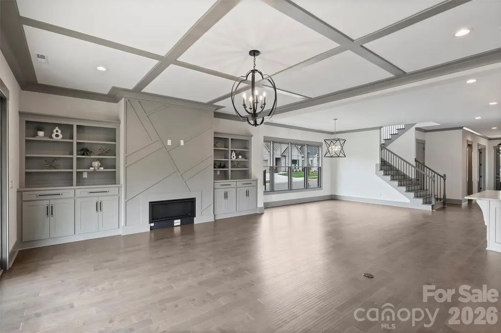 8159 Fairview Road Charlotte NC 28226
