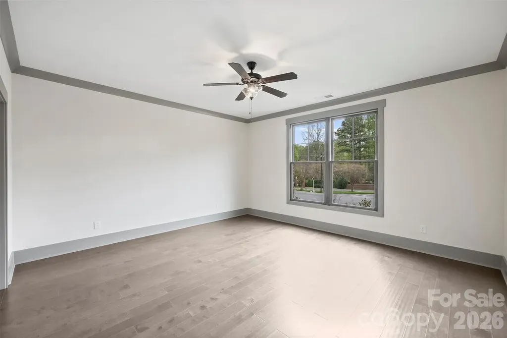 8159 Fairview Road Charlotte NC 28226