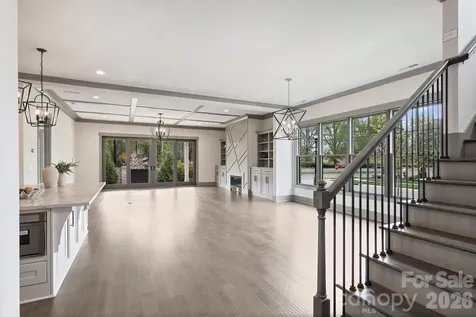 8159 Fairview Road Charlotte NC 28226
