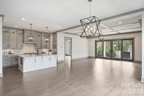 8159 Fairview Road Charlotte NC 28226