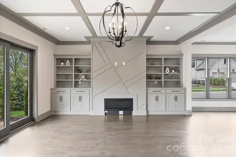 8159 Fairview Road Charlotte NC 28226