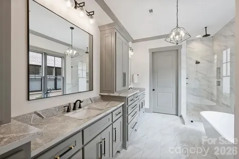 8159 Fairview Road Charlotte NC 28226