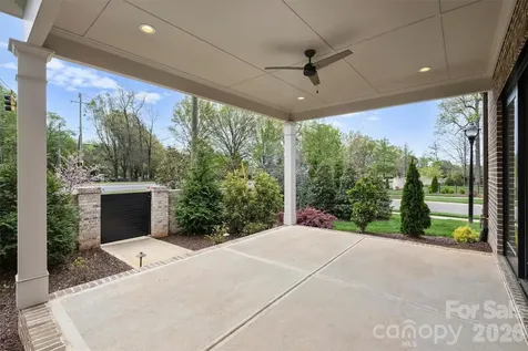 8159 Fairview Road Charlotte NC 28226