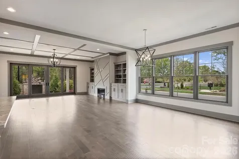 8159 Fairview Road Charlotte NC 28226