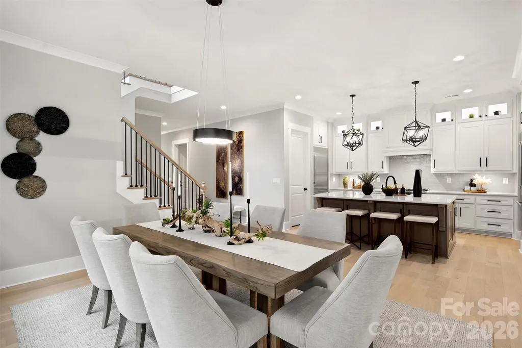 8163 Fairview Road Charlotte NC 28226