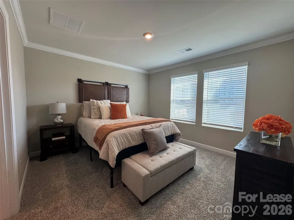 3738 Memorial Parkway Charlotte NC 28217