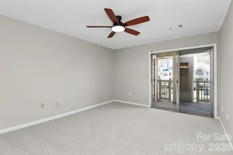5009 Sharon Road Charlotte NC 28210