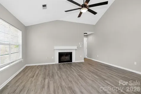 5009 Sharon Road Charlotte NC 28210