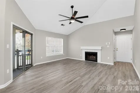 5009 Sharon Road Charlotte NC 28210