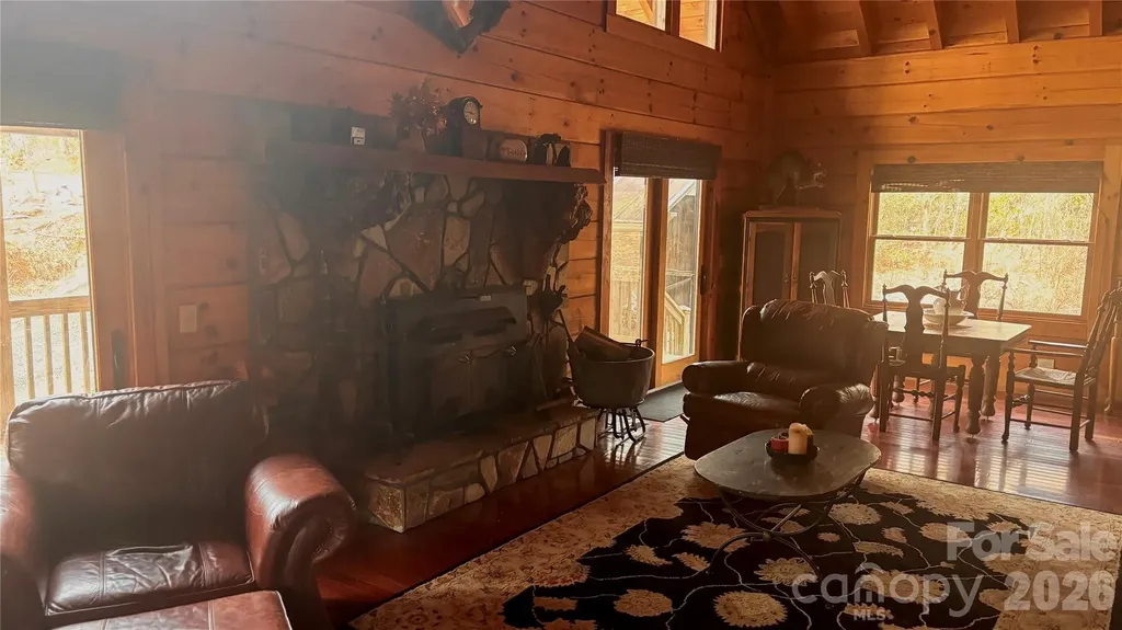 1694 Humpback Mountain Road Spruce Pine NC 28777