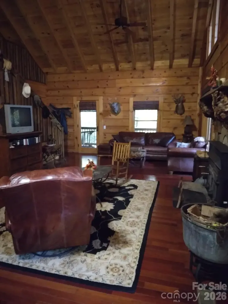 1694 Humpback Mountain Road Spruce Pine NC 28777