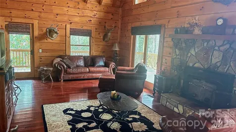 1694 Humpback Mountain Road Spruce Pine NC 28777